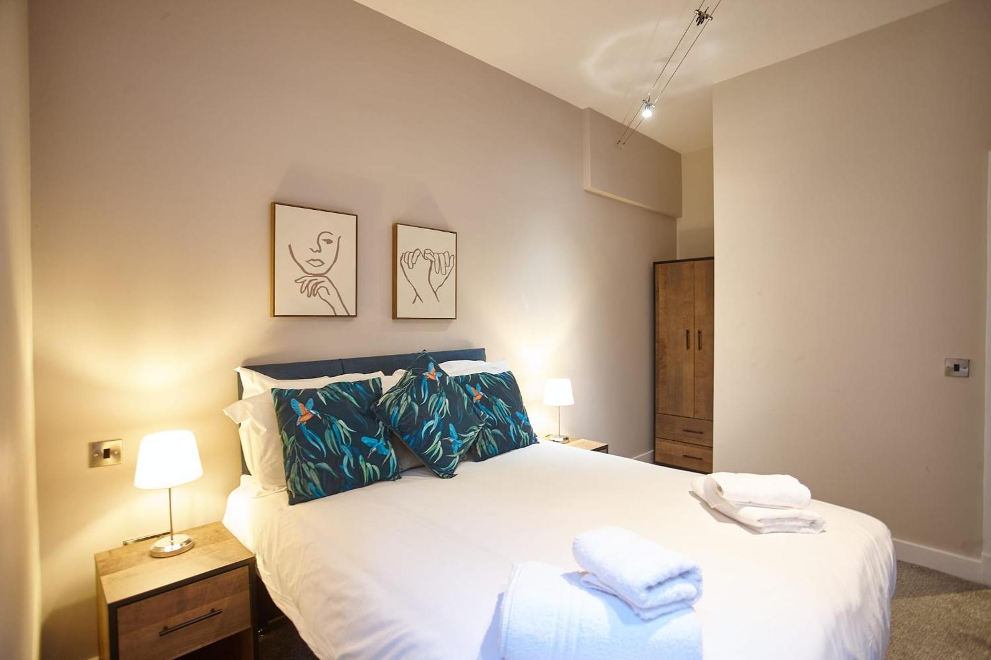 The Jade Suite Manchester Exterior foto